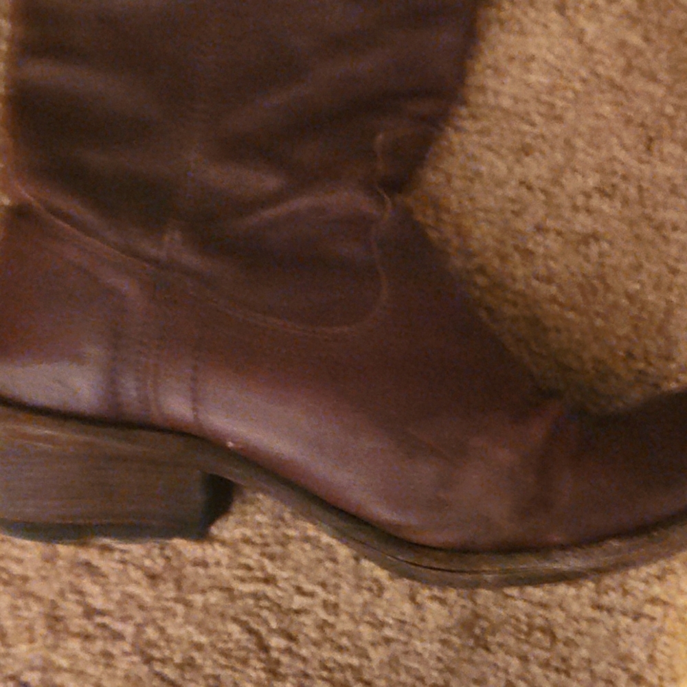 Frye size 6 cowboy boots